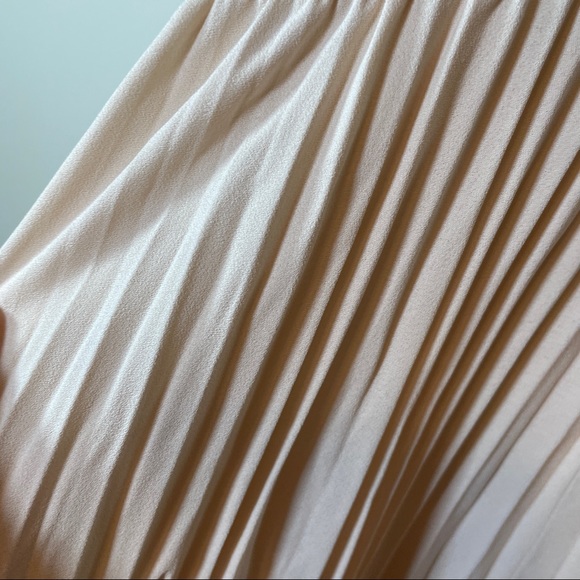 SOLD Elizabeth & James Crepe De Chine Misha Dress S - Picture 9 of 16